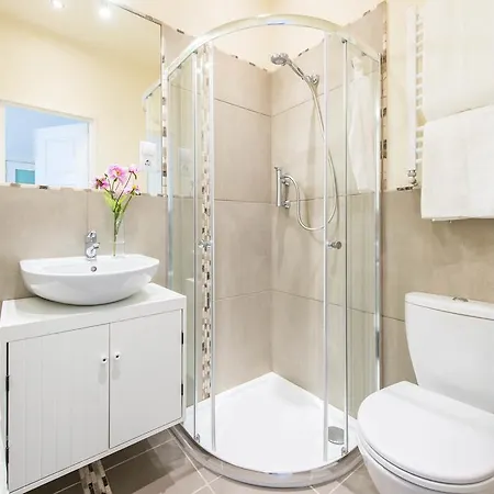 Διαμέρισμα Api Flat