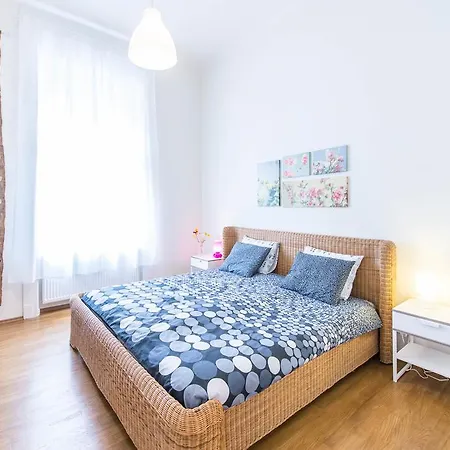 Apartamento Api Flat Budapest